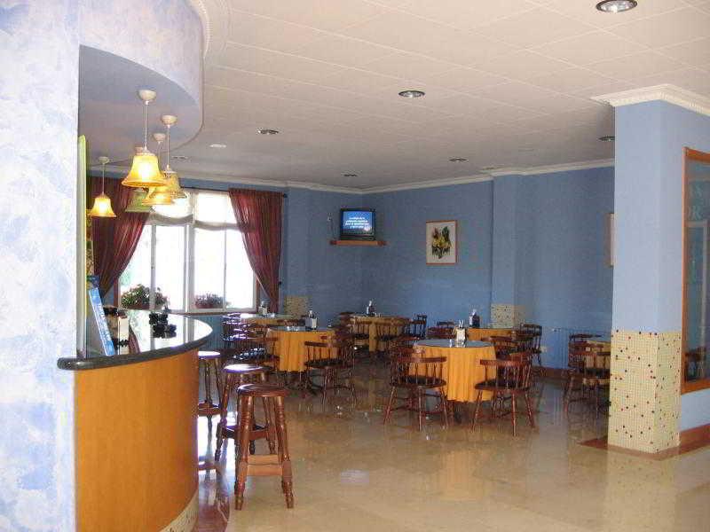 Hotel Комбаро Екстериор снимка