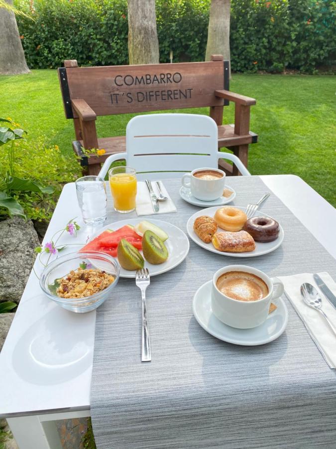 Hotel Комбаро Екстериор снимка